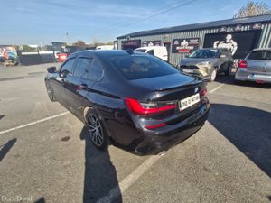 2021 BMW 3-Series - Image 3