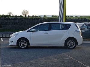 Toyota Verso 1.6 D-4D 112bhp Aura (7 seater) - Image 3