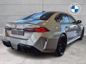 BMW M5 4.4 - Image 2