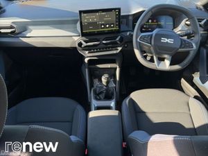 Dacia Bigster EXPRESSION MHEV 1.2 TCE 140 BHP 5DR - Image 2