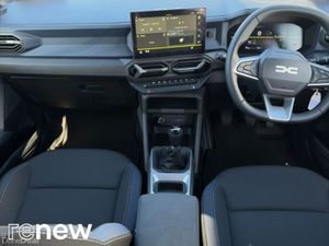 Dacia Duster EXPRESSION MHEV 1.2 TCE 140 BHP 5DR * - Image 2