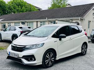 HONDA FIT 2017 RS EDITION - Image 3