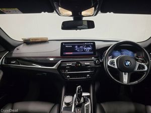 BMW 5-Series 520d M Sport Saloon - Image 3