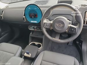 Mini Countryman C - Image 3