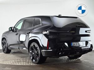 BMW XM 4.4 - Image 2