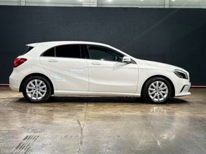 Mercedes-Benz A-Class A180 1.6 AUTOMATIC - BLACK H - Image 3