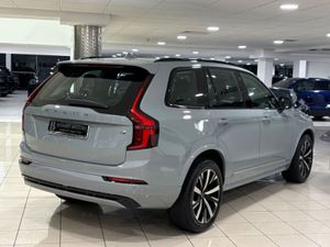 Volvo XC90 T8 PLUS AWD=HUGE SAVINGS//AS NEW//3 YEA - Image 3