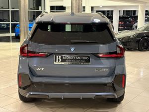 BMW X1 25e M-SPORT PRO=PAN ROOF//HUGE SPEC//AS NEW - Image 4