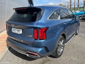 Kia Sorento 2021 - Image 2