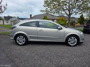 Vauxhall Astra 1.7 diesel ( NCT and TAX ) !!! - Image 3