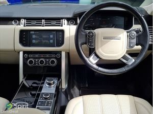 Land Rover Range Rover 3.0 TDV6 Vogue Sun Roof - Image 4