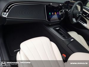 Mercedes-Benz E-Class E 300 de AMG Line Plus - Image 4