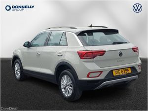 Volkswagen T-roc Hatchback Life - Image 4
