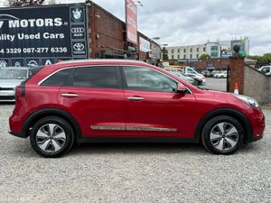 2019 Kia Niro PHEV 6D AUTO - Image 2