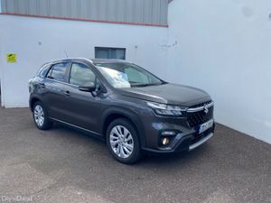 Suzuki SX4 S-Cross 2023, low milage - Image 3