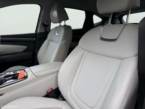 Hyundai Tucson Executive Phev 265BHP Auto - Image 2