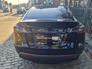 2024 (241) Tesla Model Y AWD Long Range - Image 4