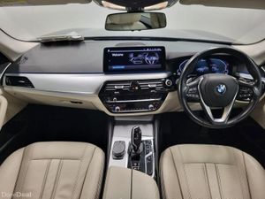 BMW 5-Series 530e SE Saloon - Image 4