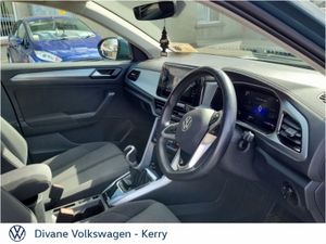 Volkswagen T-Roc EDITION 75 1.0TSI 116 BHP - Image 4