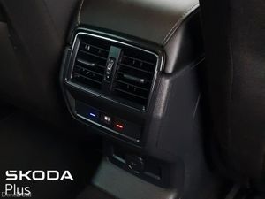 Skoda Kodiaq **TINY MILEAGE**AMBITION --AUTOMATIC* - Image 4
