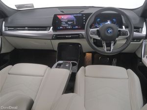 BMW iX2 eDrive20 M Sport - Image 4