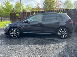 Volkswagen Golf HIGHLINE - ONLY 13K KMS! - Image 4