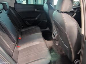 23 CUPRA FORMENTOR HYBRID - Image 4