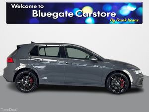 Volkswagen Golf GTE S-A DSG**NEW 19"ALLOYS**HEATED - Image 2