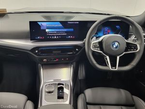 BMW 3-Series 330e M Sport - Image 4