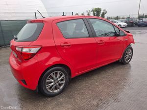 2018 Toyota Yaris Hybrid 80km - Image 3