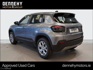 Jeep Avenger Altitude Petrol/ Hybrid - Image 4