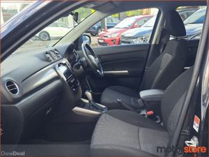 Suzuki Vitara 1.4 Hybrid SZ5 Auto - Image 3