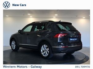 Volkswagen Tiguan 2.0 TDI 122HP Life, Rear Camera, - Image 3