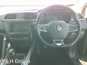 Renault Kadjar SIGNATURE NAV 4WD - Image 2
