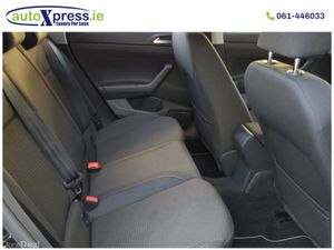Volkswagen Polo 1.0 TSI COMFORT LINE, Reversing ca - Image 4