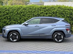 Hyundai KONA E ADVANCE // 4 HEATED SEATS // REVERS - Image 3