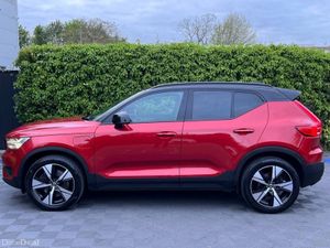 Volvo XC40 R-DESIGN T4 RECHARGE 1.5 HYBRID // FULL - Image 3