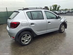 2018 Dacia Sandero Stepway Light Damage - Image 3