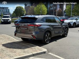 Toyota Highlander HIGHLANDER PLATINUM 7 SEAT TOP S - Image 2