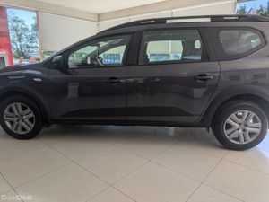 Dacia Jogger Expression Tce 110 Nbi 5dr - Image 2