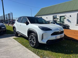 Toyota Yaris Cross 1.5 Petrol Hybrid*LOW MILAGE* - Image 3