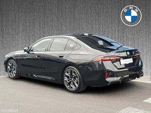 BMW i5 eDrive40 M Sport Saloon - Image 3