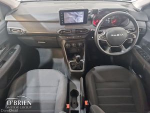 Dacia Sandero Stepway TCe 90 STEPWAY Expression - Image 2