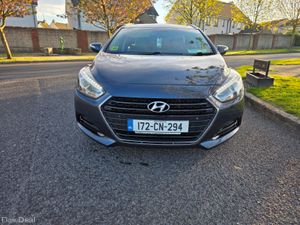 Hyundai i40 2017 ( NCT and TAX ) 1 owner car - Image 3