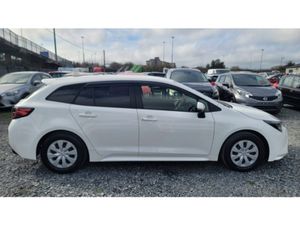 Toyota Corolla 1.8L Automatic Petrol Hybrid (J7180 - Image 3