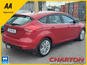 Ford Focus ZETEC 5DR 1.5 TD 95PS 6SPEED 4DR - Image 4