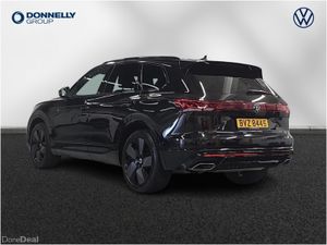 Volkswagen Touareg Diesel Estate Black Edition - Image 4