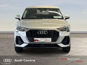 Audi Q3 45 TFSI E S Tronic SE - Image 2