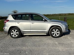 • 2010 Toyota RAV4 2.0 D-4D 4x4 - 1 Owner - Image 2