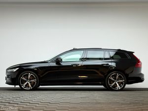 Volvo V60 ULTRA DARK T8 2.0 AWD 455HP *PAN ROOF* - Image 4